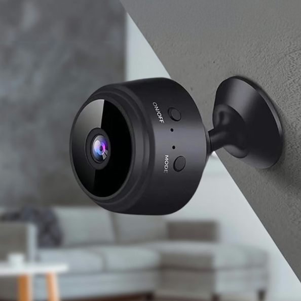 Caméra SpyFocus fixée au mur
